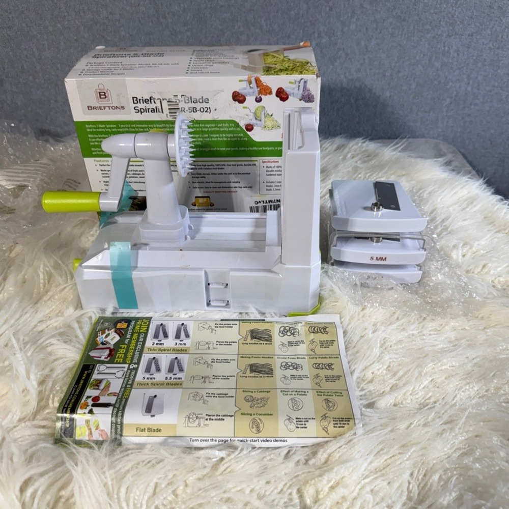 Brieftons 5-Blade Spiralizer Vegetable Slicer Zucchini Noodle Maker BR-5B-02